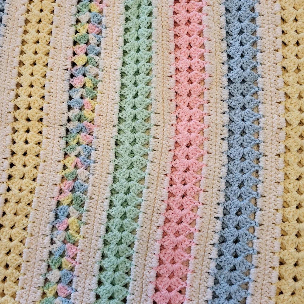 Vintage 70s Acrylic Pastel Hand Knit Baby Afghan 48